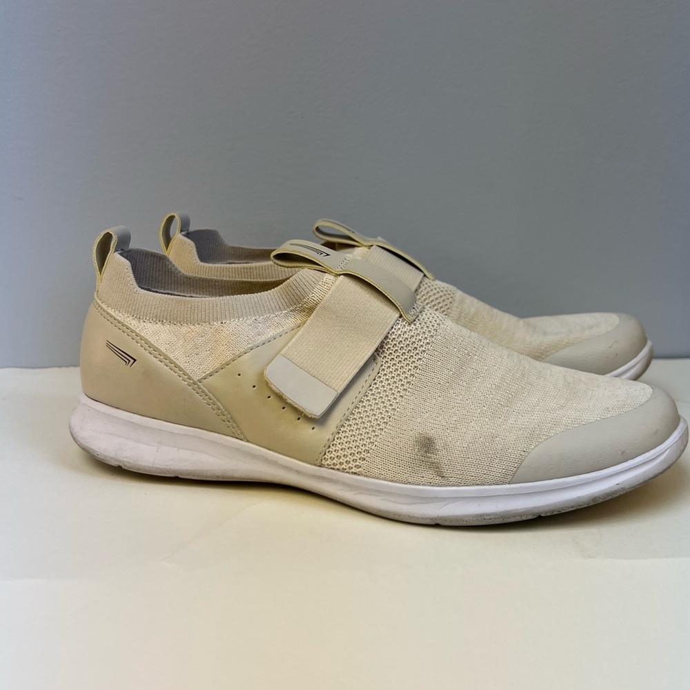 Copper Fit-Sport Shoes, Size:9B,‎ small dirt spot on side, Pre-Owned